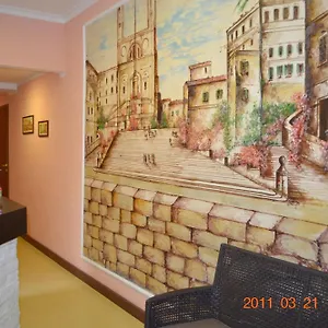 Hotel Everest, Rom